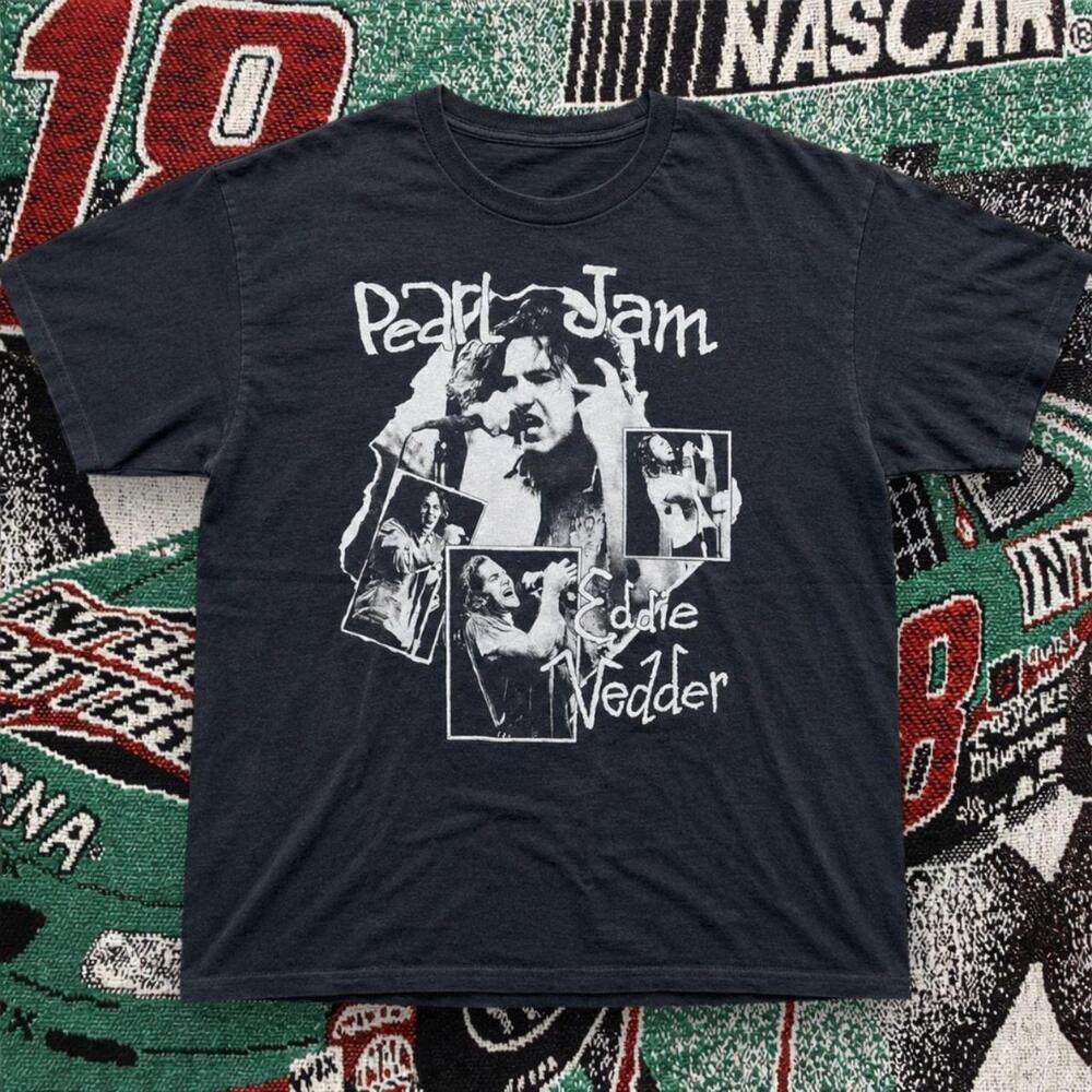 Pe@Rl J@M Eddie Vedder Graphic Tee Black Unisex